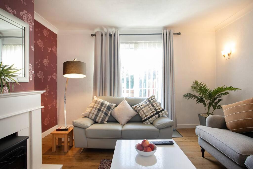 Rawmarsh House, Rotherham For Contractors & Families, Free Parking, High Speed Wifi, Etc 罗瑟勒姆 外观 照片