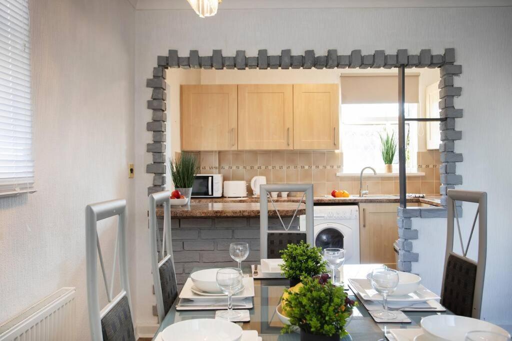 Rawmarsh House, Rotherham For Contractors & Families, Free Parking, High Speed Wifi, Etc 罗瑟勒姆 外观 照片
