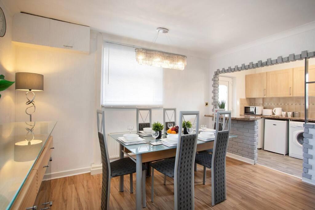 Rawmarsh House, Rotherham For Contractors & Families, Free Parking, High Speed Wifi, Etc 罗瑟勒姆 外观 照片